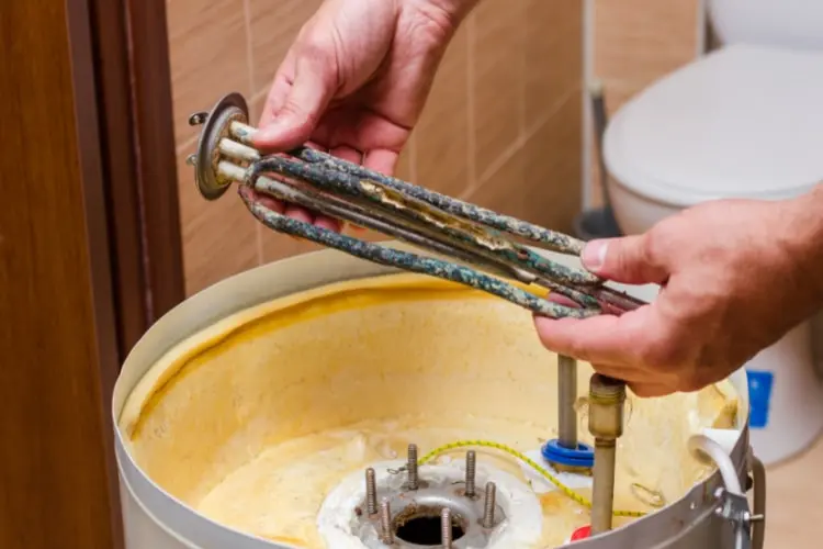 žuta voda iz bojlera